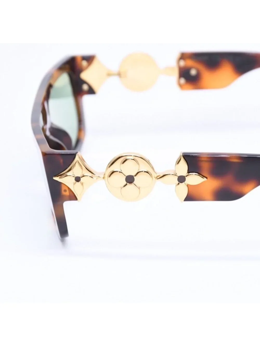 Louis Vuitton Monogram Tribute Sunglasses Tortoiseshell Color Tyler the Creator